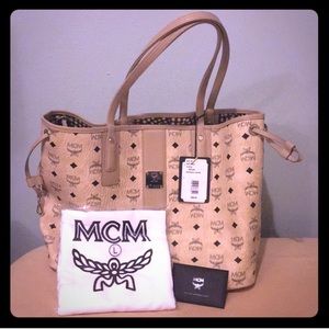 BRAND NEW MCM LIZ REVERSIBLE MEDIUM TOTE BAG